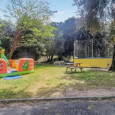 Hotel Awesome Stacaravan In Saint-georges-de-didon Saint-Georges-de-Didonne